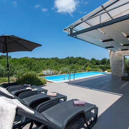Villa Leandra *